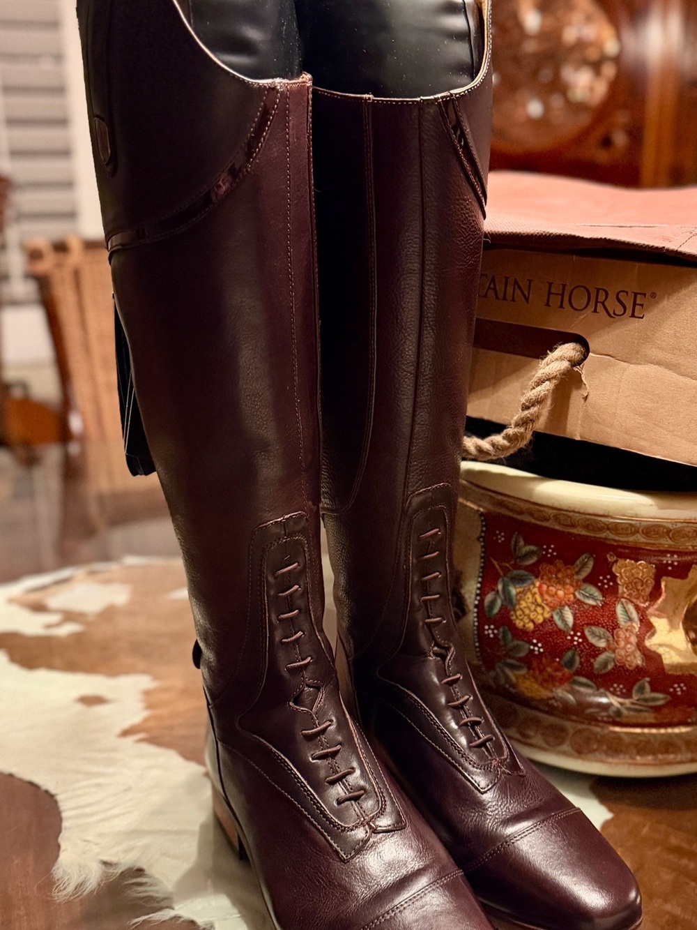 Gorgeous Mountain Horse Sovereign High Rider Field Boots Reg/Short, EU 40!